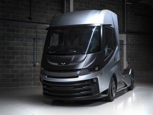 Supporting image for story: British firm wins funding to get autonomous, hydrogen-powered HGVs on the road