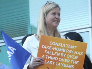 Supporting image for story: Hospital consultants to walk out over 'flatlined pay' as NHS warns of 'significant pressure' on services