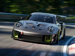 Supporting image for story: Porsche unveils limited-edition 911 GT2 RS Clubsport 25