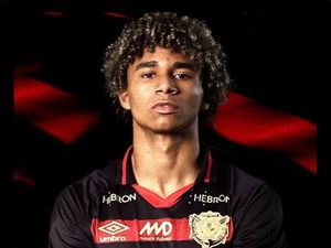 Supporting image for story: Wolves pull off stunning coup to land 17-year-old wonderkid