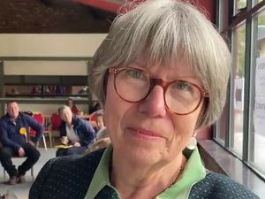 Supporting image for story: Local elections: Powys County Council boss loses seat to Lib Dem with power in the balance