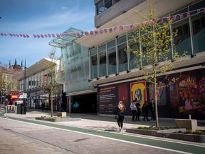 Supporting image for story: Mander Centre alert as shoppers evacuated due to fire alarm across shopping centre and offices