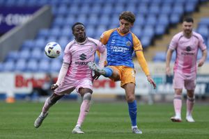 Supporting image for story: Shrewsbury Town 1 MK Dons 2 - Report