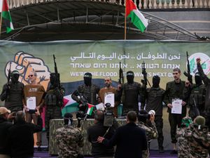 Supporting image for story: Three Israeli men named as latest to be freed in hostage release