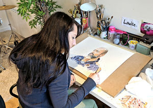 Louise Cobbold hard at work painting Nuno