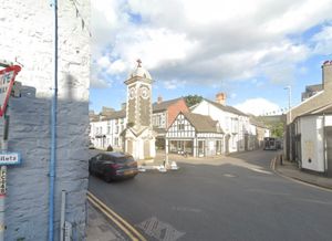 The awkward crossing of the A470 in the middle of Rhayader. From Google Streetview