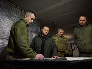 Supporting image for story: US and Russia draw up peace plan for Ukraine that includes concessions from Kyiv