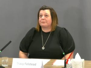 Supporting image for story: Wrongly jailed post-office clerk breaks down as she tells inquiry about suicide attempts