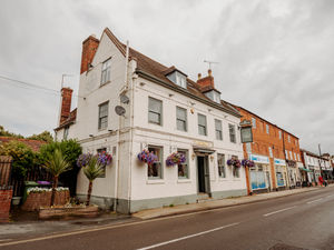 Supporting image for story: The riverside pub which has had a rebrand and makeover to welcome people of all ages