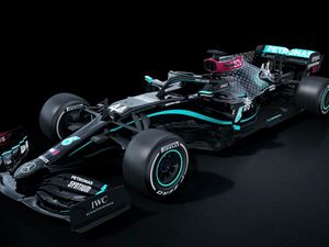 Supporting image for story: Mercedes F1 team reveals all-black 2020 car in ‘stand against racism’