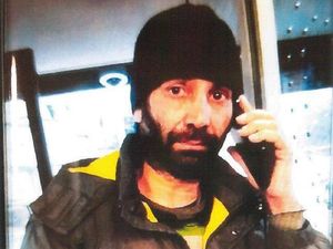 Supporting image for story: Do you know this man? Police appeal after teenage girl sexually assaulted on West Bromwich bus