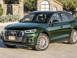 Supporting image for story: The new Audi Q5 continues to be one of the best mid-sized SUVs you can buy