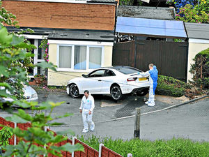 Supporting image for story: Wolverhampton men arrested for attempted murder of policemen as shop raid foiled