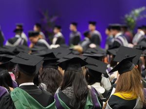 Supporting image for story: Cutting international students would be ‘calamitous,’ university leader warns