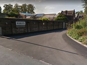 Supporting image for story: Kinver restaurant closes for two weeks after positive Covid-19 test among staff