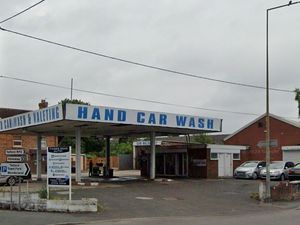 Supporting image for story: Alcohol sales planned for former Telford garage