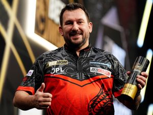 Supporting image for story: Jonny Clayton says Premier League success in Glasgow is ‘a great honour’