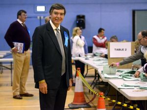 Supporting image for story: MP pledges to reduce litter