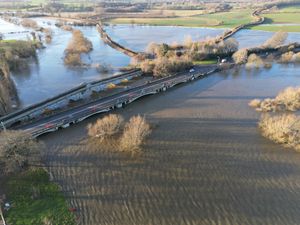 Supporting image for story: More than a dozen flood warnings in place for Shropshire as rising river levels cause disruption