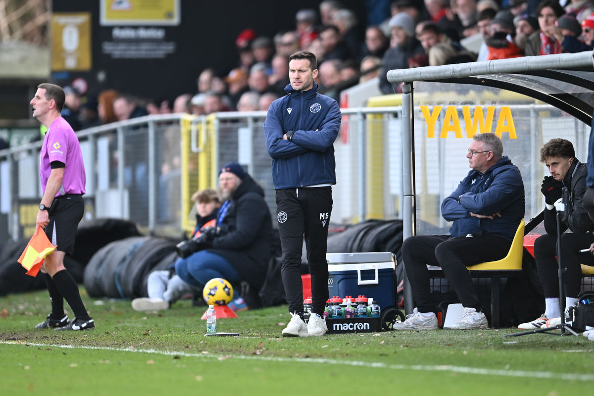 Mat Sadler hails Walsall goal scorer Priestley Farquharson after Harrogate win