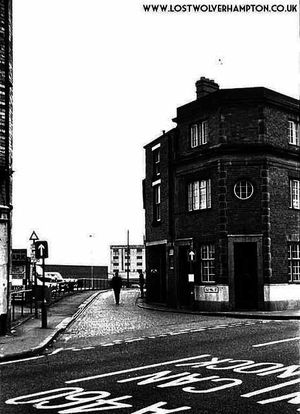 At the demise of Old Mill Street. in the1970?s, The New Inn Hotel still stands on the corner with Horseley Fields