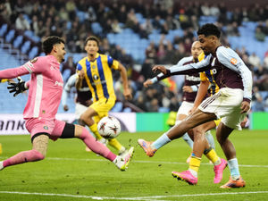 Supporting image for story: Unai Emery prioritises win over performance after Aston Villa beat Maccabi Tel Aviv