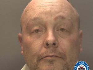 Supporting image for story: Police looking for Walsall man with links to Wolverhampton