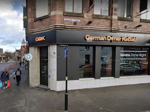 Supporting image for story: Restaurant told to close by police amid concerns of large car gathering