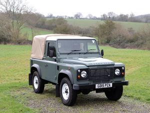 Supporting image for story: Time-warp Land Rover Defender set to fetch up to £60k at auction next month