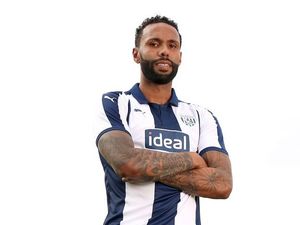 Supporting image for story: Darren Moore: Kyle Bartley's best football is ahead of him