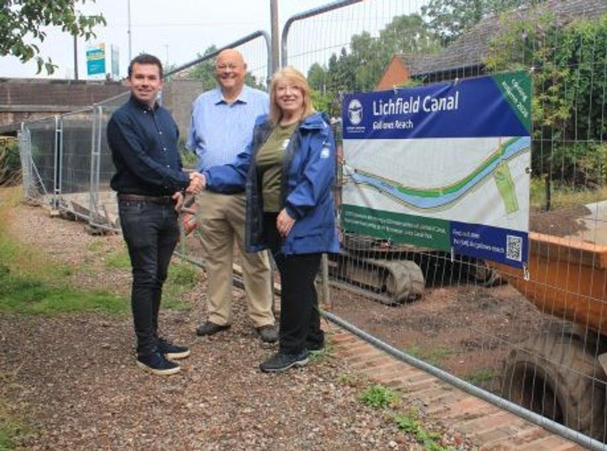 Lichfield and Hatherton Canals Restoration Trust awarded &pound;200,000 in development funding for the Gallows Reach section of the restoration project
