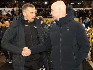 Supporting image for story: Manchester United send firm response to Gary O'Neil rumours 