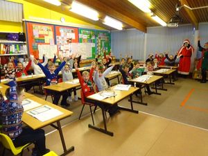 Supporting image for story: Santa brings gifts of books to Shrewsbury school