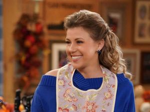 Supporting image for story: Full House star Jodie Sweetin announces engagement