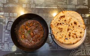 Chicken Balti and naan at Shababs Balti Restaurant Birmingham, Balti Triangle