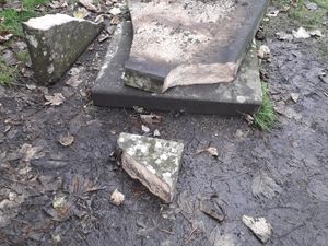 Supporting image for story: Shrewsbury's landmark 'Scrooge's Gravestone' smashed to pieces in mindless attack