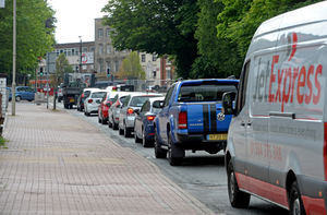Queues at Castle Hill
