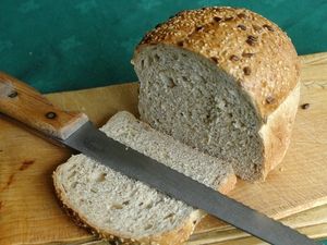 Supporting image for story: Apparently, white bread is just as healthy as brown bread for some people