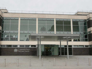 Supporting image for story: Woman, 42, admits to £70,000 benefits fraud