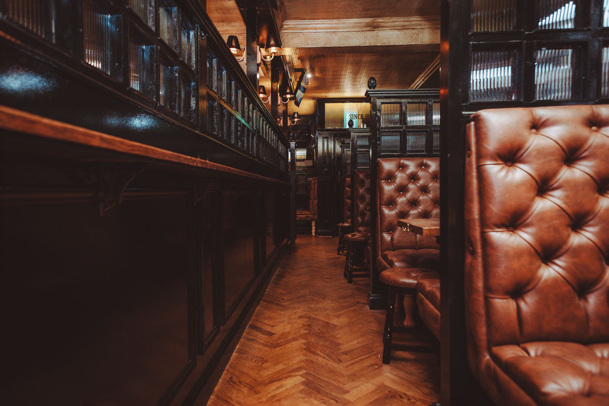 Davenports unveils new look city pub - the first to be relaunched under its new British & Best brand