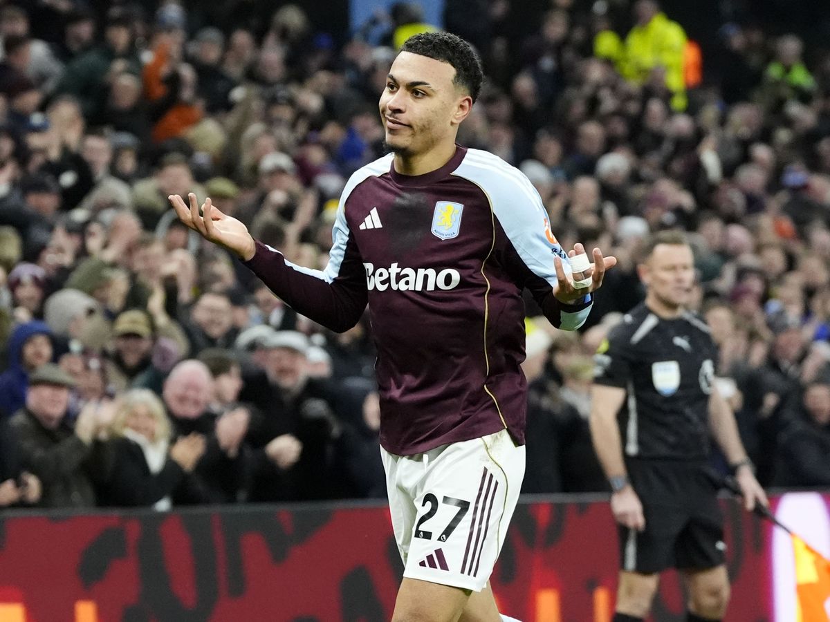 Morgan Rogers brace boosts Aston Villa to 10th straight win at Man Utd expense