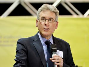 Supporting image for story: West Midlands Police told to do more to improve minorities recruitment