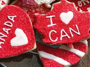 Supporting image for story: See how a woman lovingly trolled her boyfriend about the Olympics with a cookie