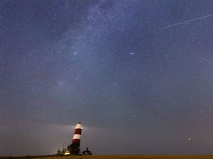Supporting image for story: Reports of meteor seen in the skies of the West Midlands