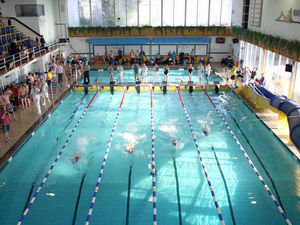 Supporting image for story: Shrewsbury pool closed after window is shattered 