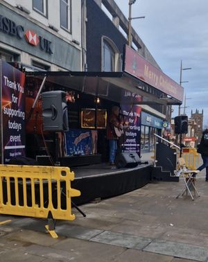 Entertaining the shoppers