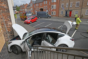 The car has crashed near to a Jobcentre Plus building