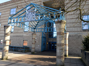 Supporting image for story: Keelan Wilson murder trial halted for judge to have coronavirus test
