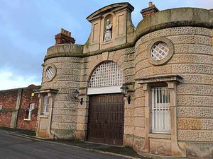 Supporting image for story: New Dana application on the way