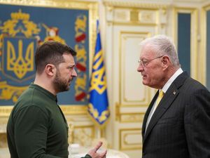 Supporting image for story: US envoy praises Zelensky after Trump’s censure of the Ukrainian leader